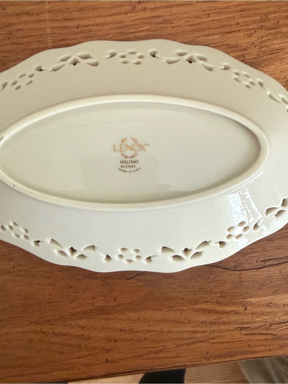 Vintage Lenox Holiday Porcelain Pierced Basket Bowl - Picture 2 of 5